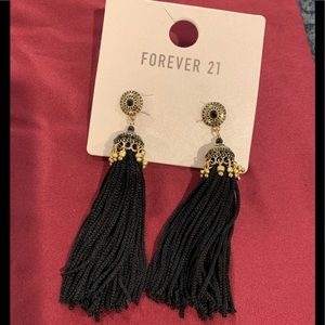 Forever 21 black and gold tassel drop earrings